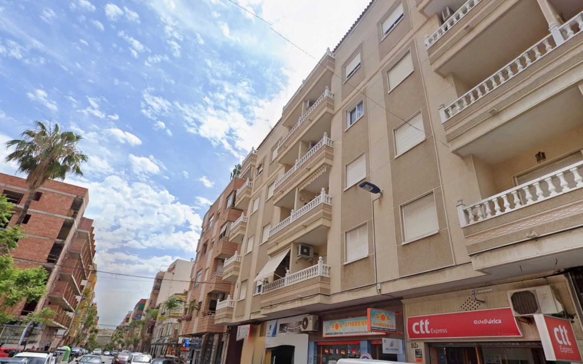 Resale - Apartment - Torrevieja - Torrevieja Centro
