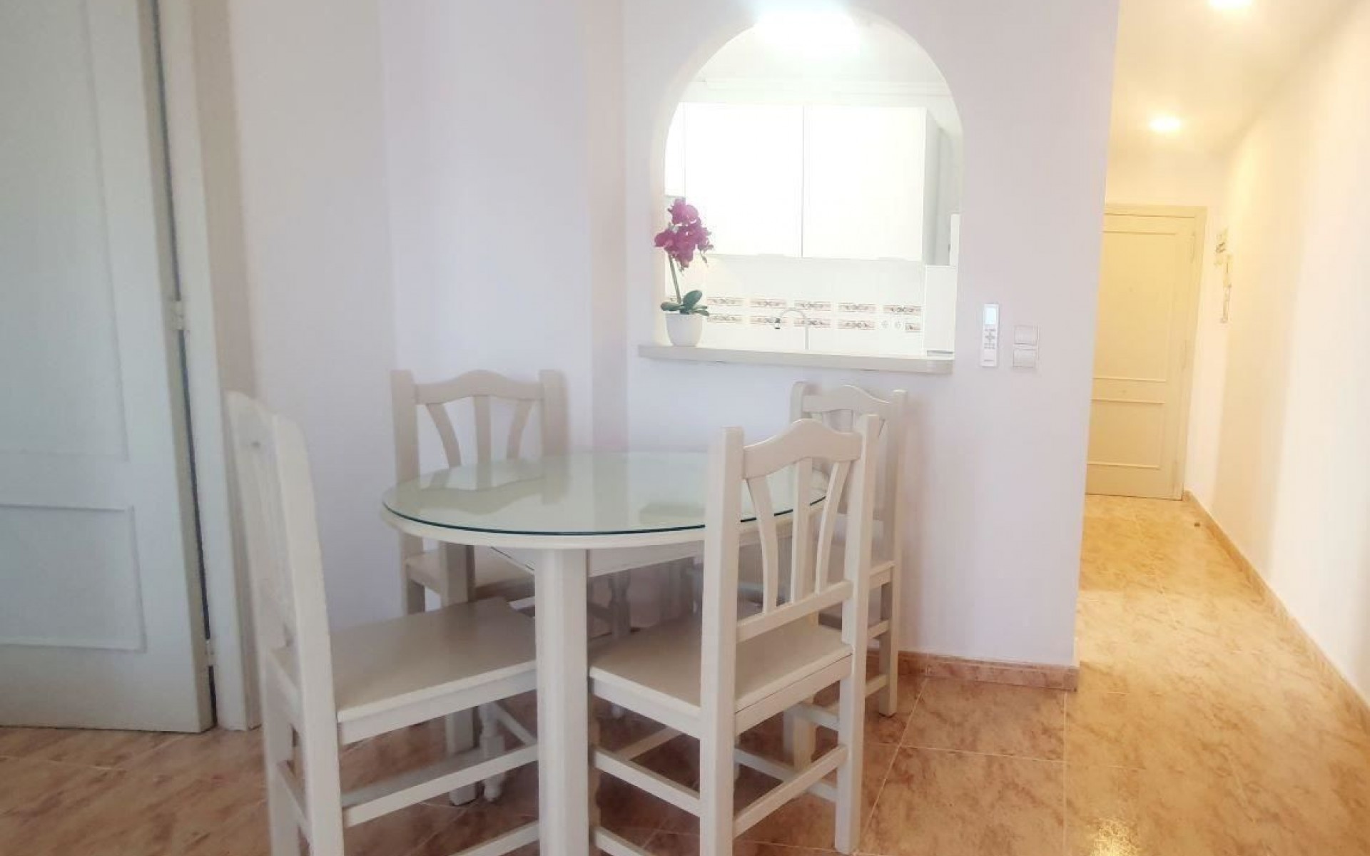 Resale - Apartment - Torrevieja - Torrevieja Centro