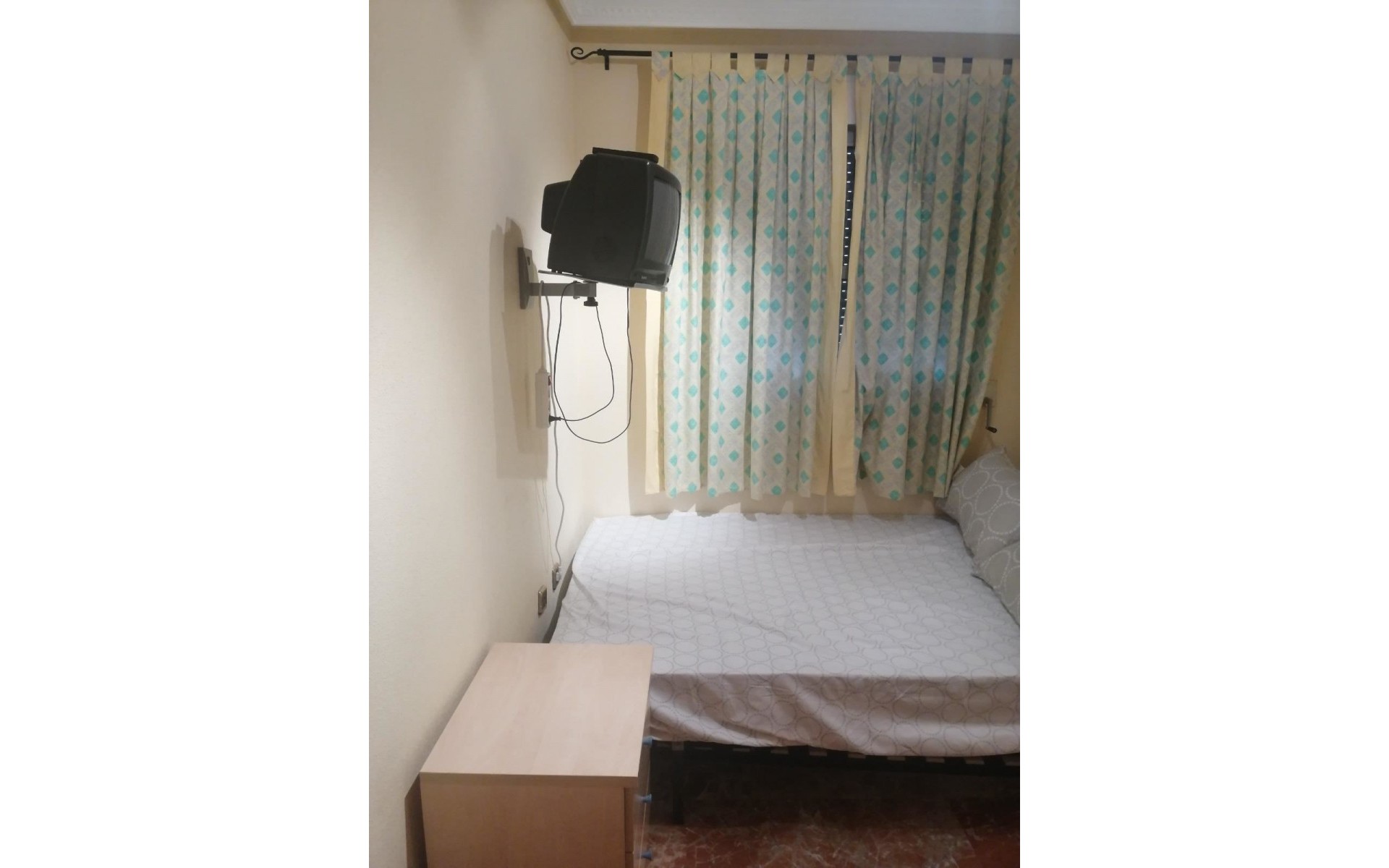 Resale - Apartment - Torrevieja - Torrevieja Centro