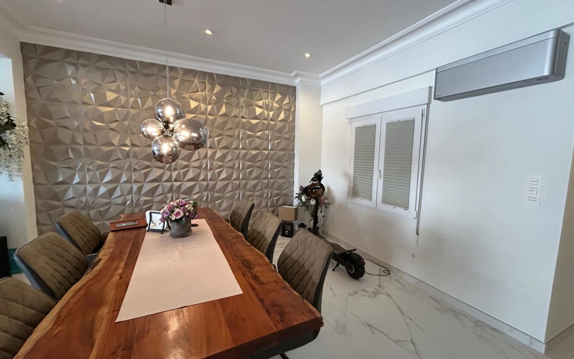 Resale - Apartment - Torrevieja - Torrevieja Centro