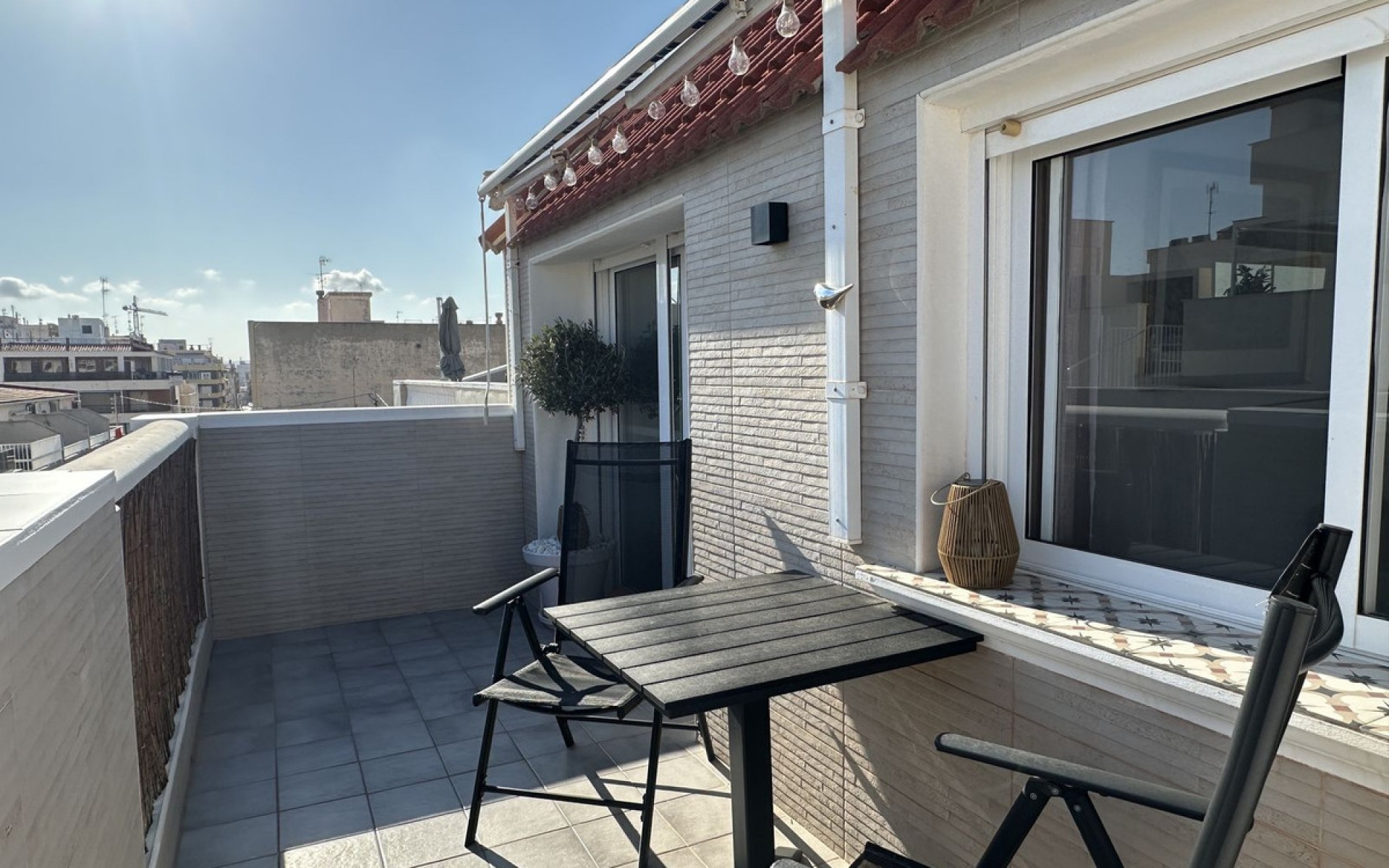 Resale - Apartment - Torrevieja - Torrevieja Centro
