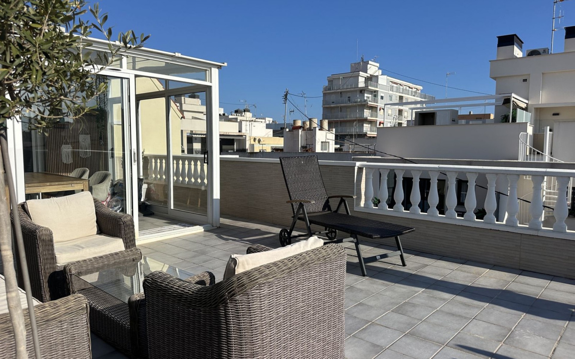 Resale - Apartment - Torrevieja - Torrevieja Centro