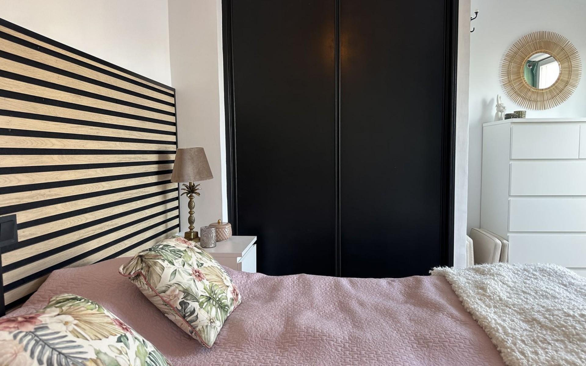 Resale - Apartment - Torrevieja - Torrevieja Centro