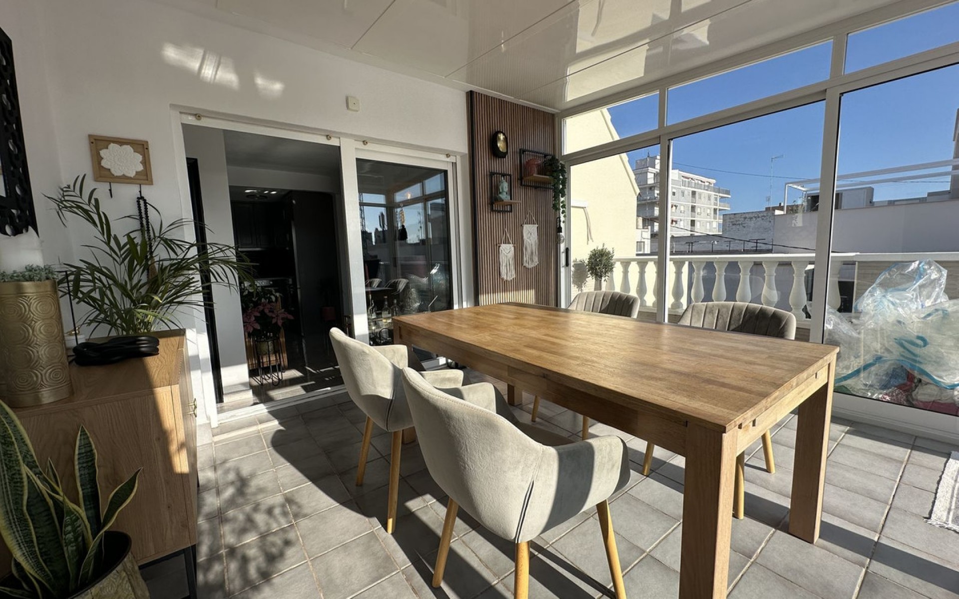 Resale - Apartment - Torrevieja - Torrevieja Centro