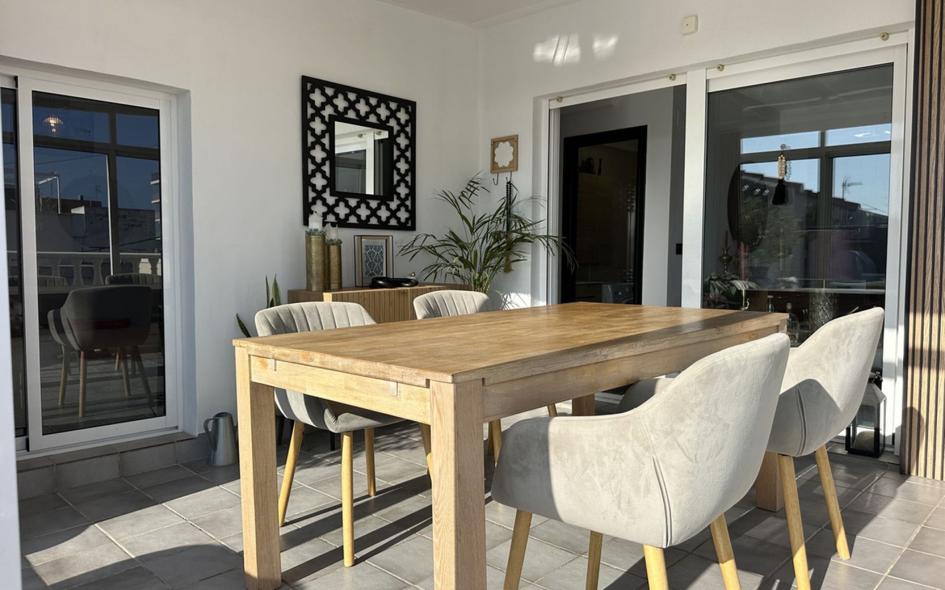 Resale - Apartment - Torrevieja - Torrevieja Centro