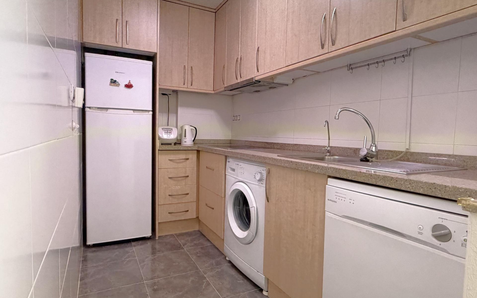 Resale - Apartment - Torrevieja - Torrevieja Centro
