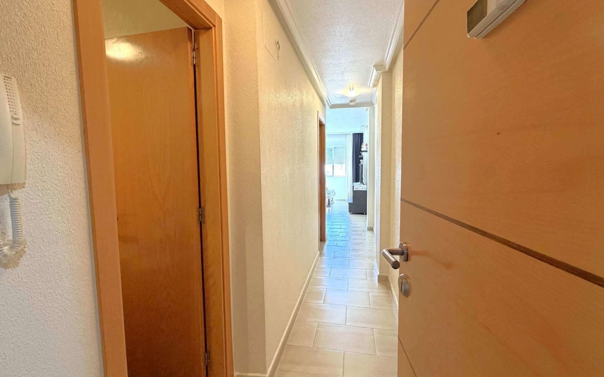 Resale - Apartment - Torrevieja - Torrevieja Centro