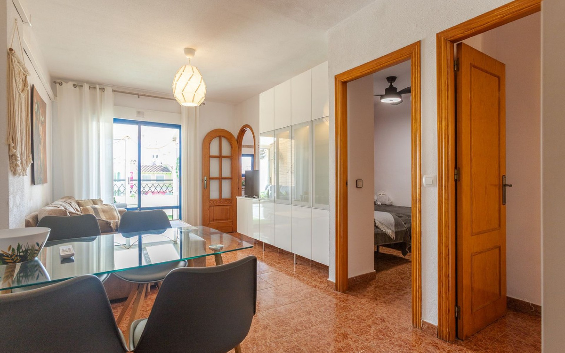 Resale - Apartment - Torrevieja - Torrevieja Centro