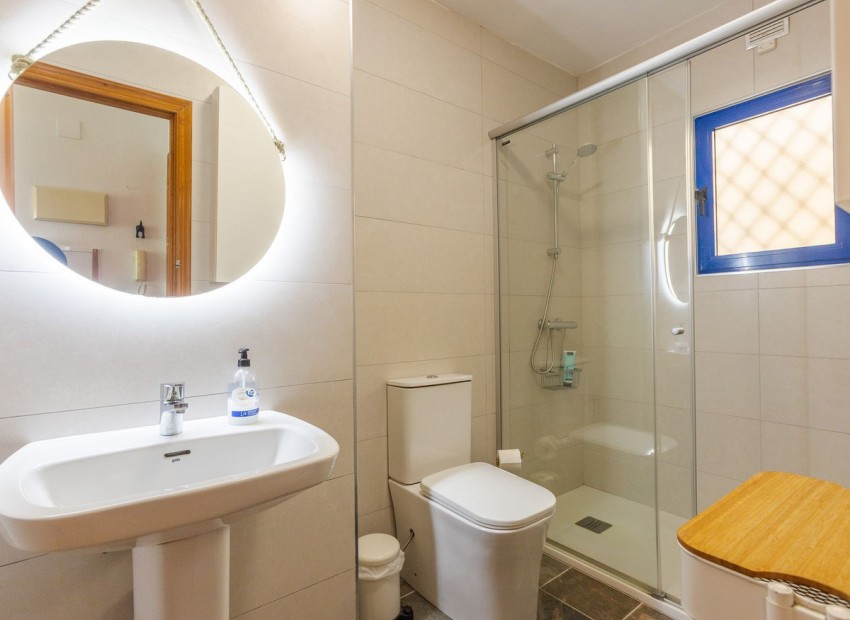 Resale - Apartment - Torrevieja - Torrevieja Centro
