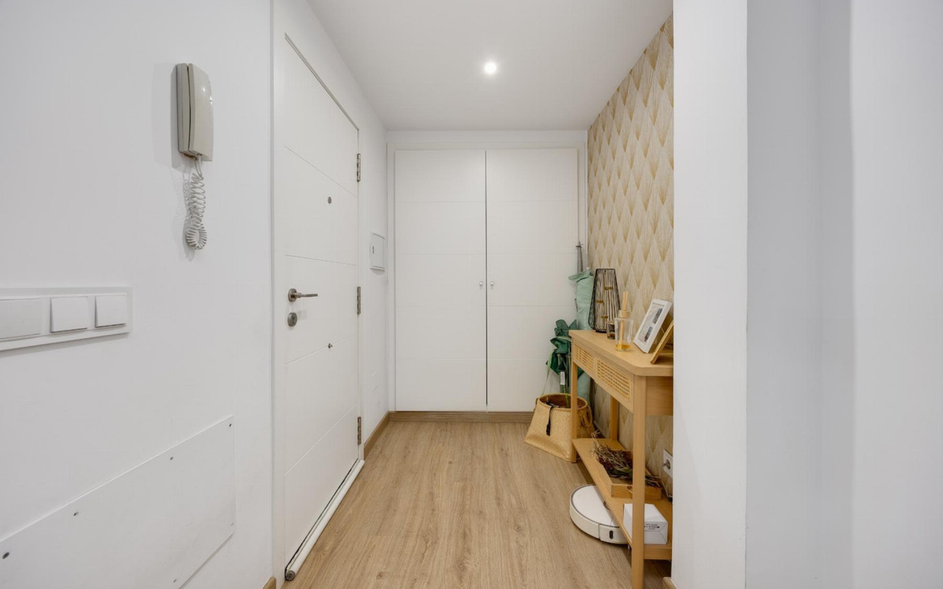 Resale - Apartment - Torrevieja - Torrevieja Centro