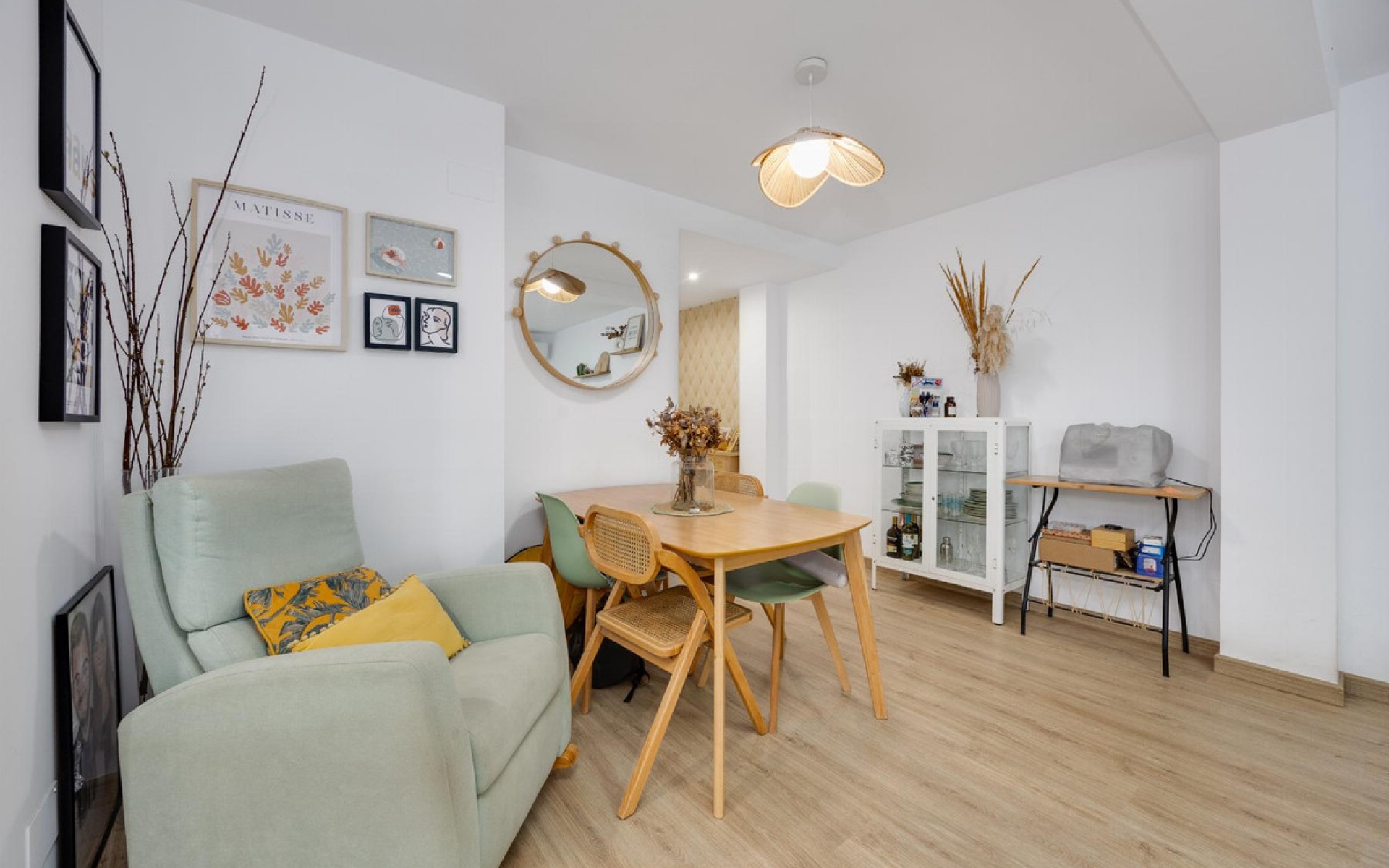 Resale - Apartment - Torrevieja - Torrevieja Centro