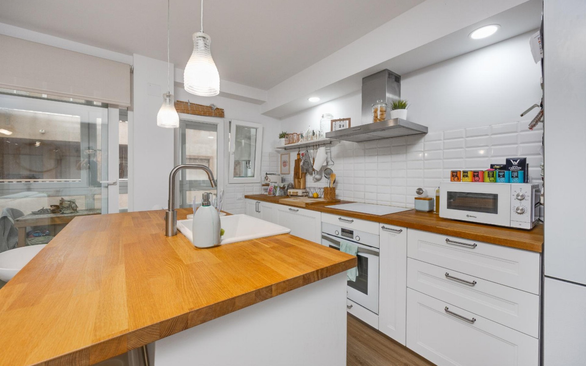 Resale - Apartment - Torrevieja - Torrevieja Centro