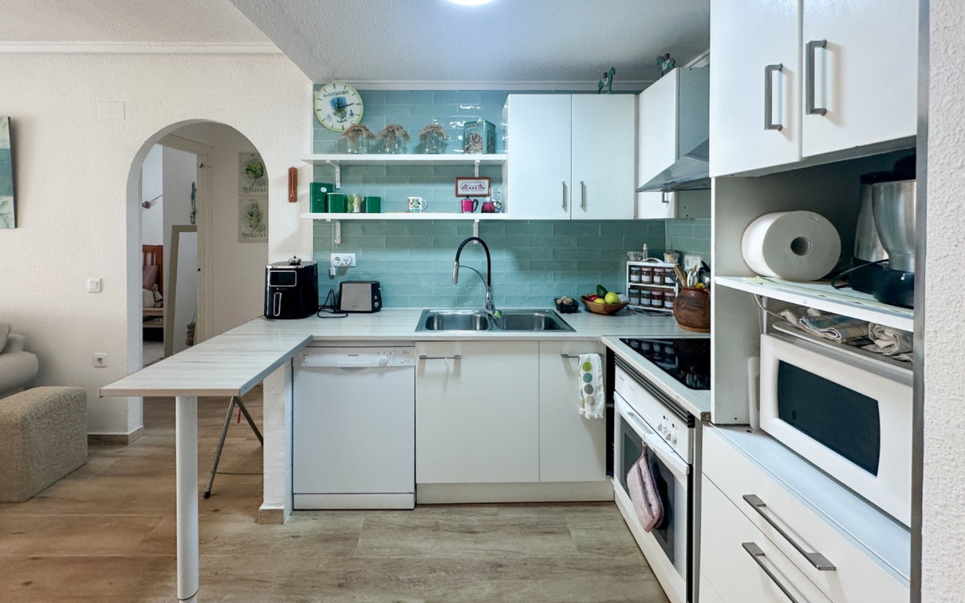 Resale - Apartment - Torrevieja - Torrevieja Centro