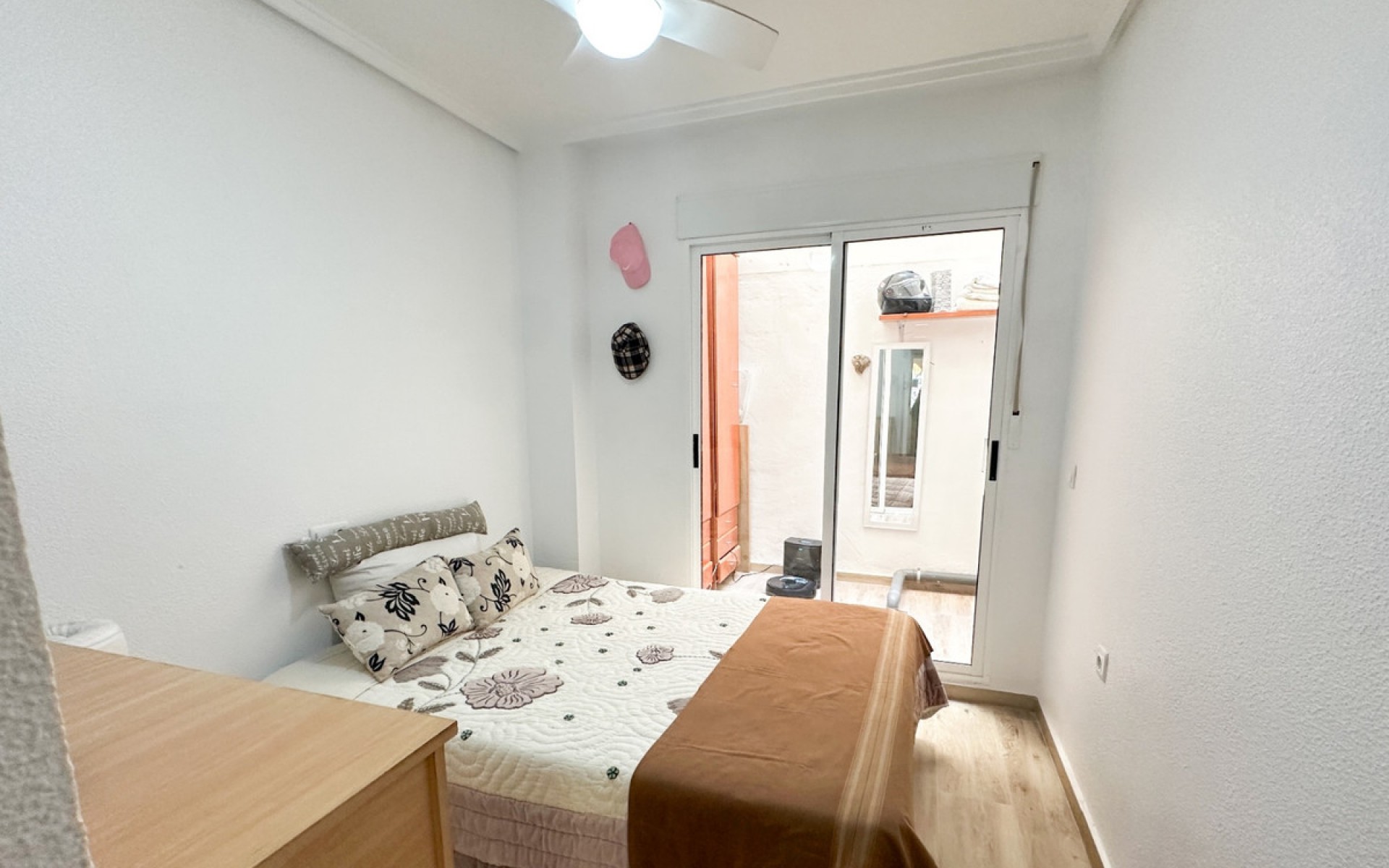 Resale - Apartment - Torrevieja - Torrevieja Centro