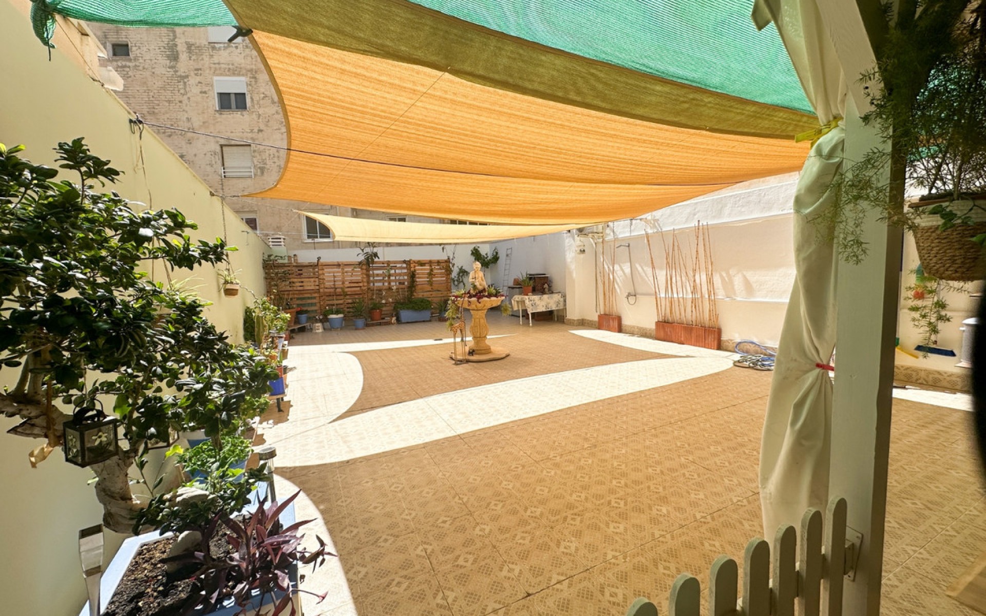 Resale - Apartment - Torrevieja - Torrevieja Centro