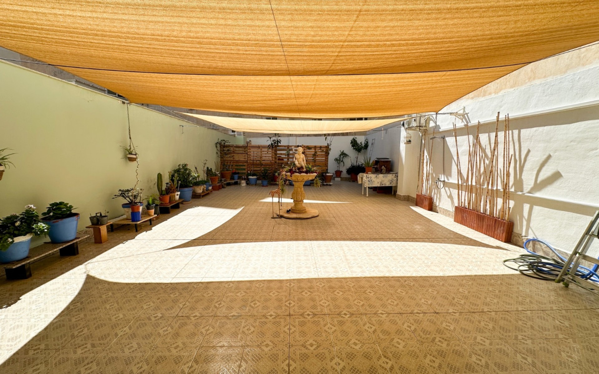 Resale - Apartment - Torrevieja - Torrevieja Centro