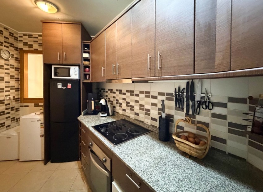 Resale - Apartment - Torrevieja - Torrevieja Centro