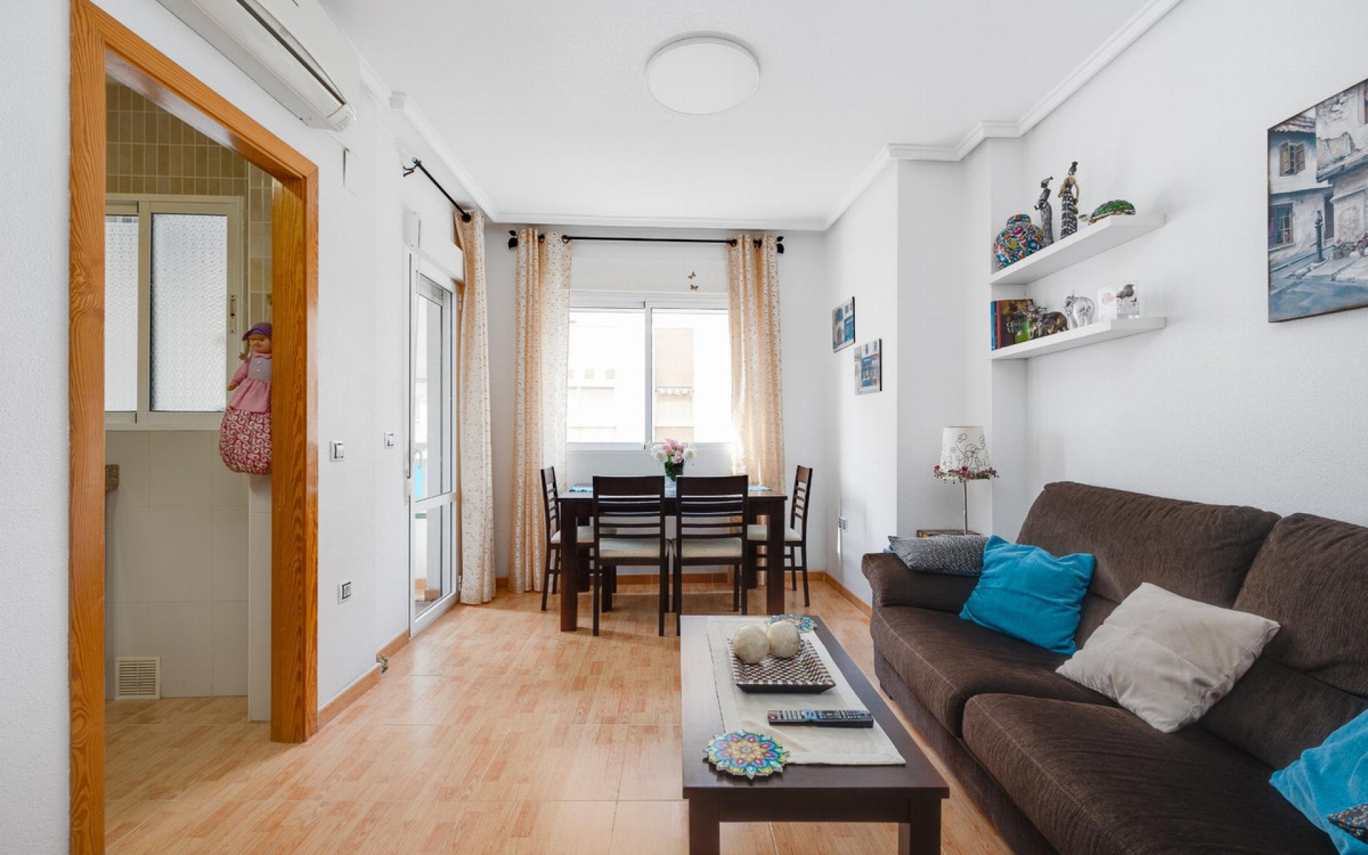 Resale - Apartment - Torrevieja - Torrevieja Centro