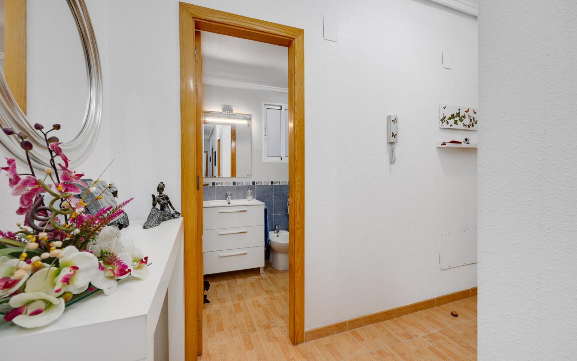 Resale - Apartment - Torrevieja - Torrevieja Centro
