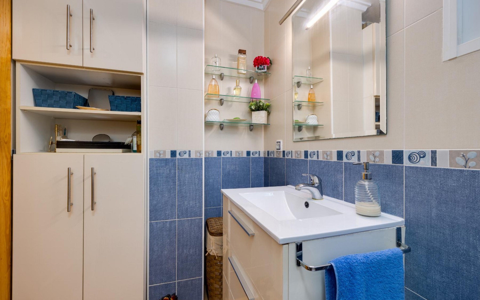 Resale - Apartment - Torrevieja - Torrevieja Centro