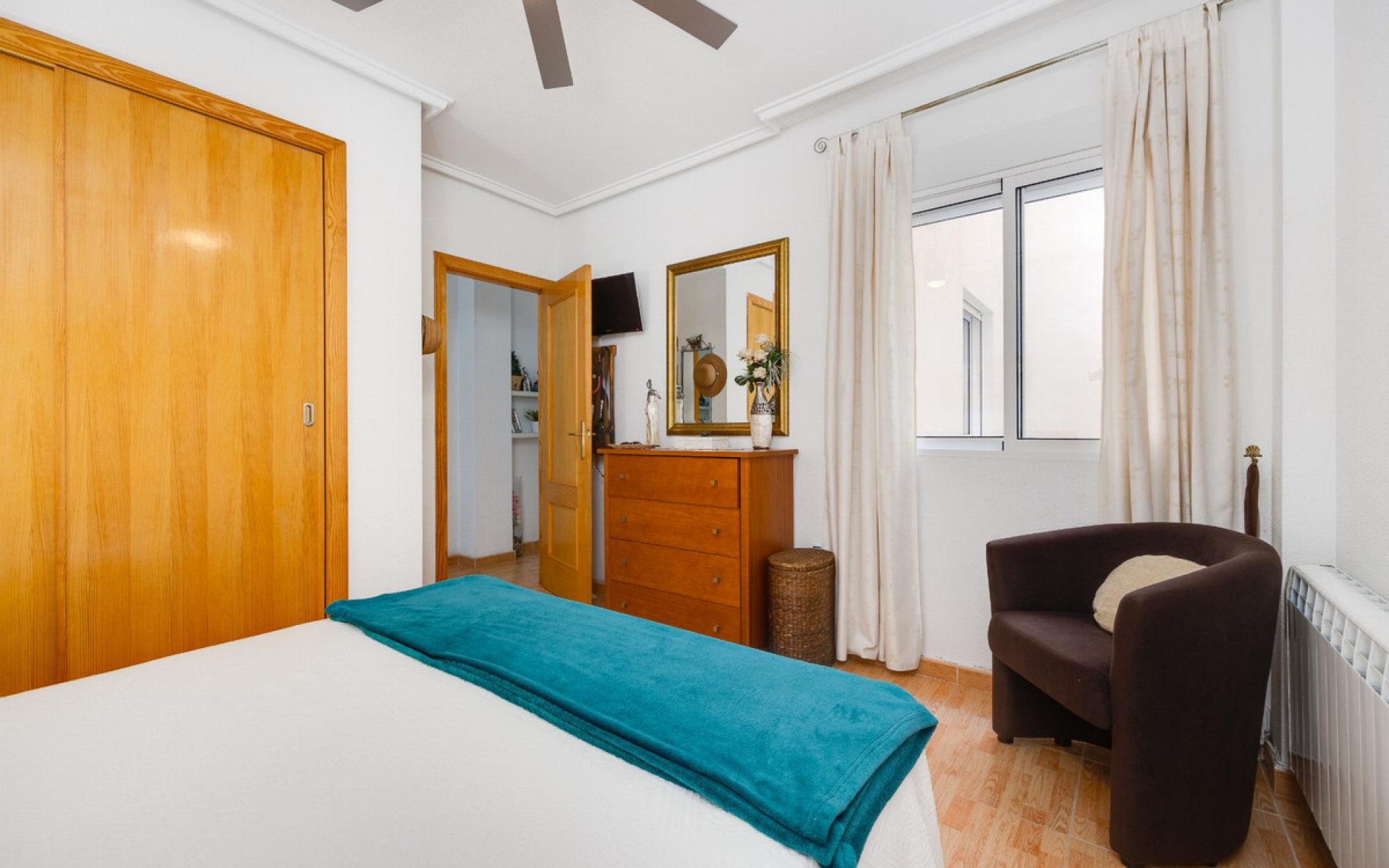Resale - Apartment - Torrevieja - Torrevieja Centro