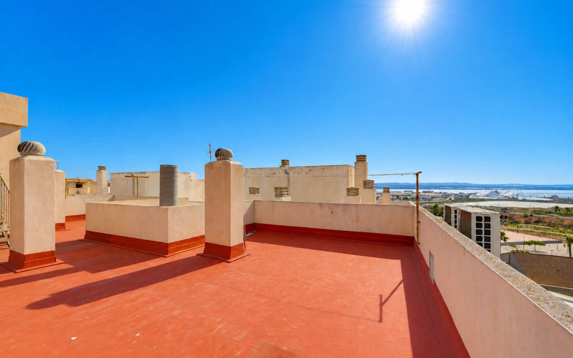 Resale - Apartment - Torrevieja - Torrevieja Centro