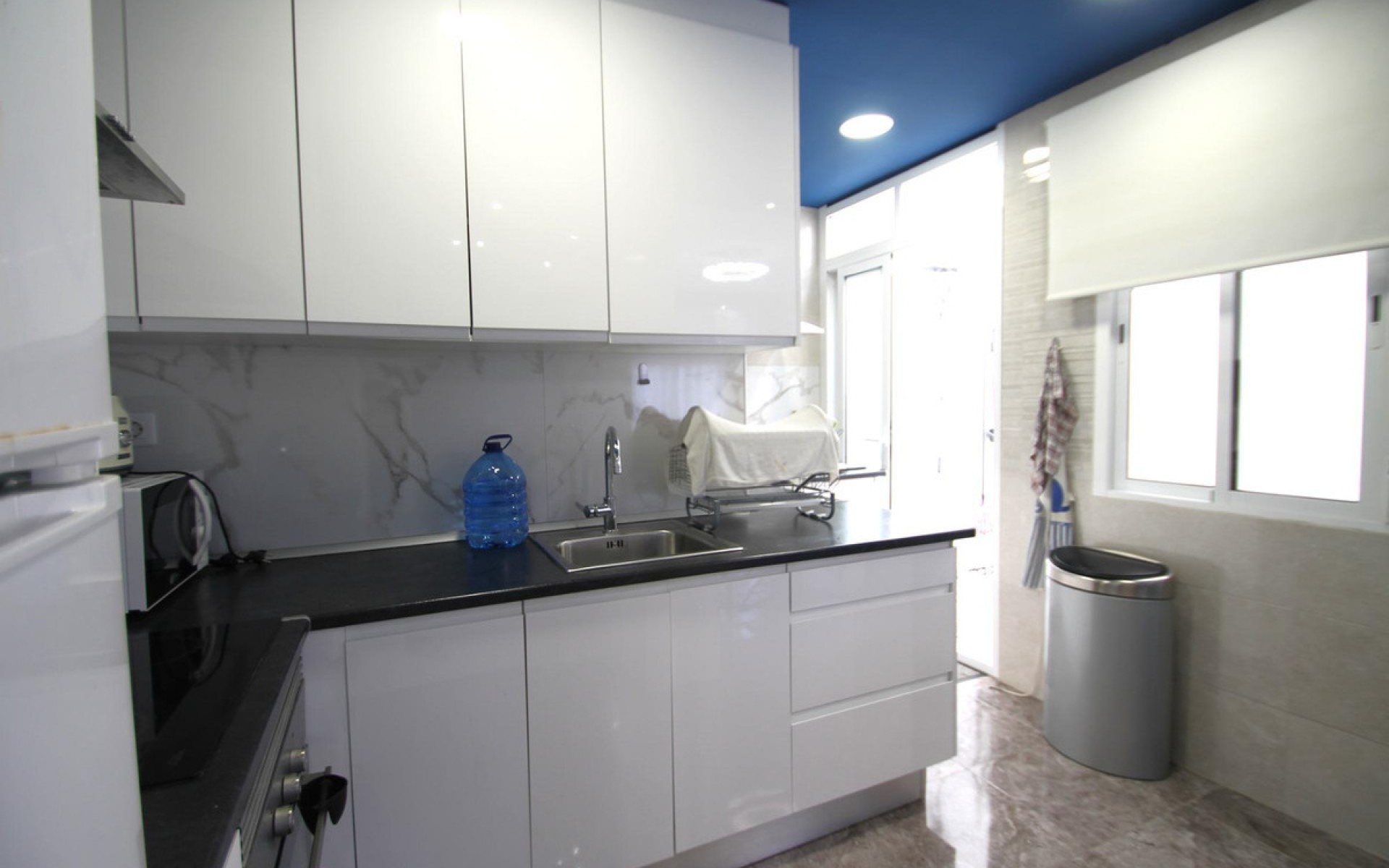 Resale - Apartment - Torrevieja - Torrevieja Centro