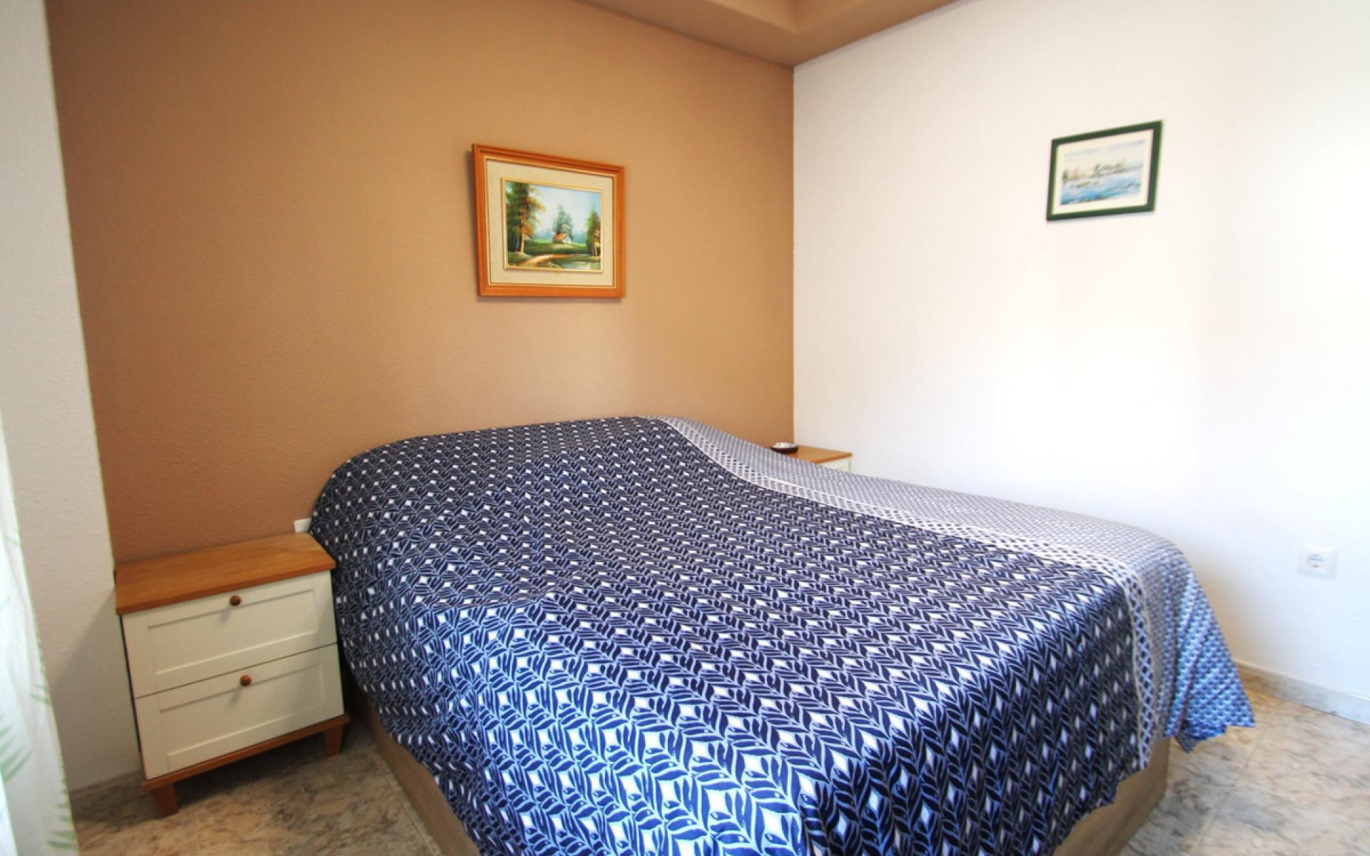 Resale - Apartment - Torrevieja - Torrevieja Centro