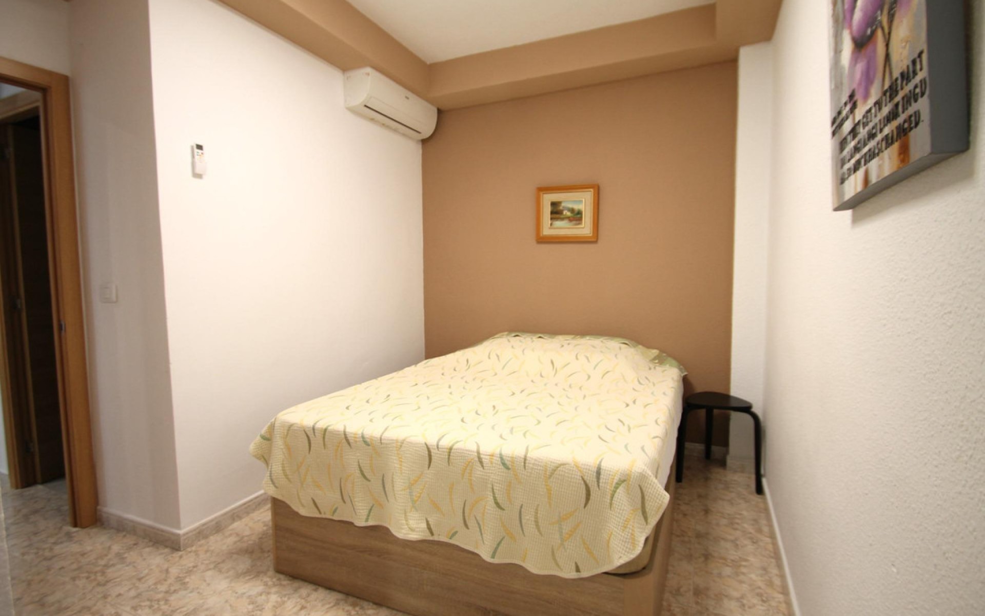 Resale - Apartment - Torrevieja - Torrevieja Centro
