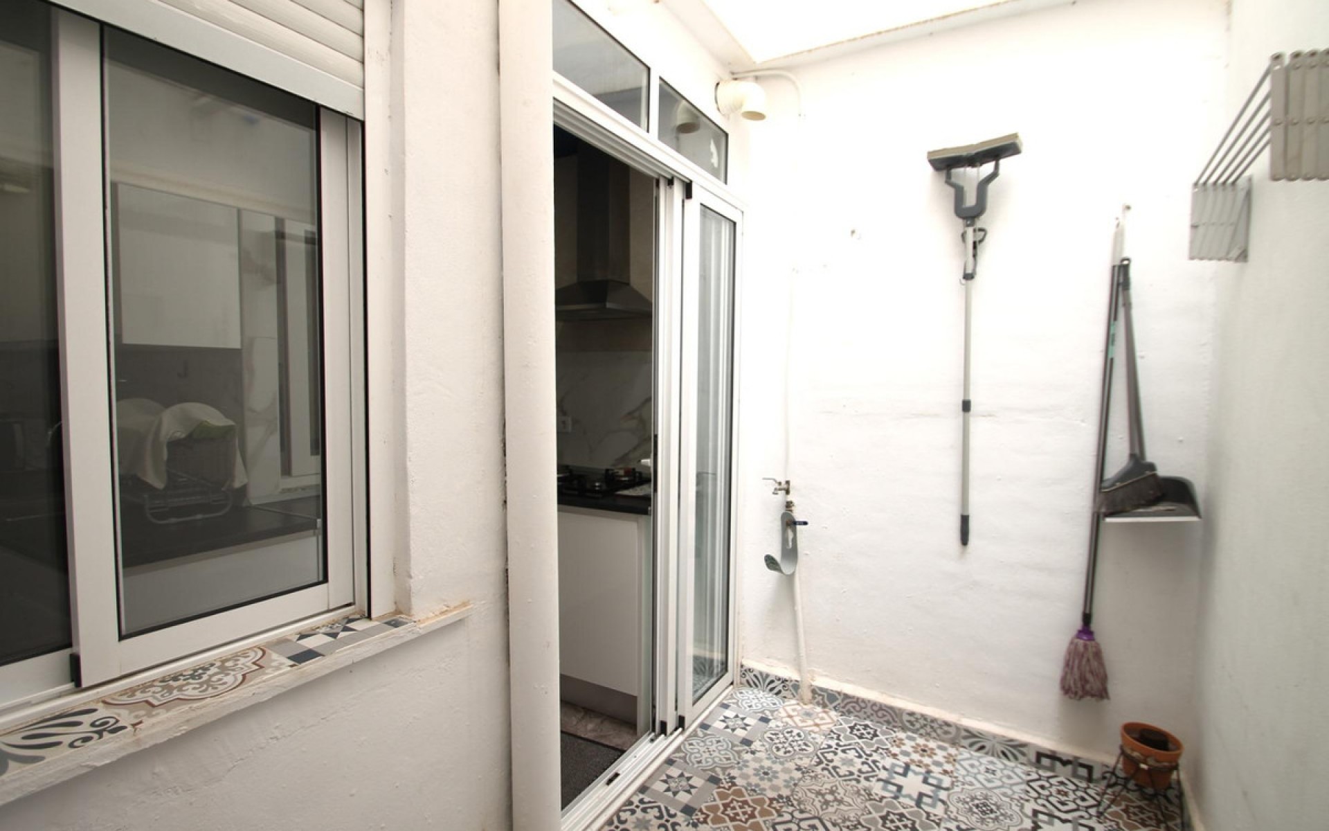 Resale - Apartment - Torrevieja - Torrevieja Centro