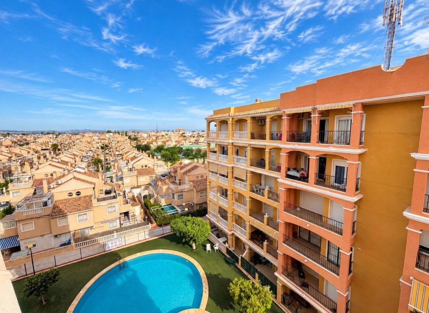 Resale - Apartment - Torrevieja - Torrevieja Centro