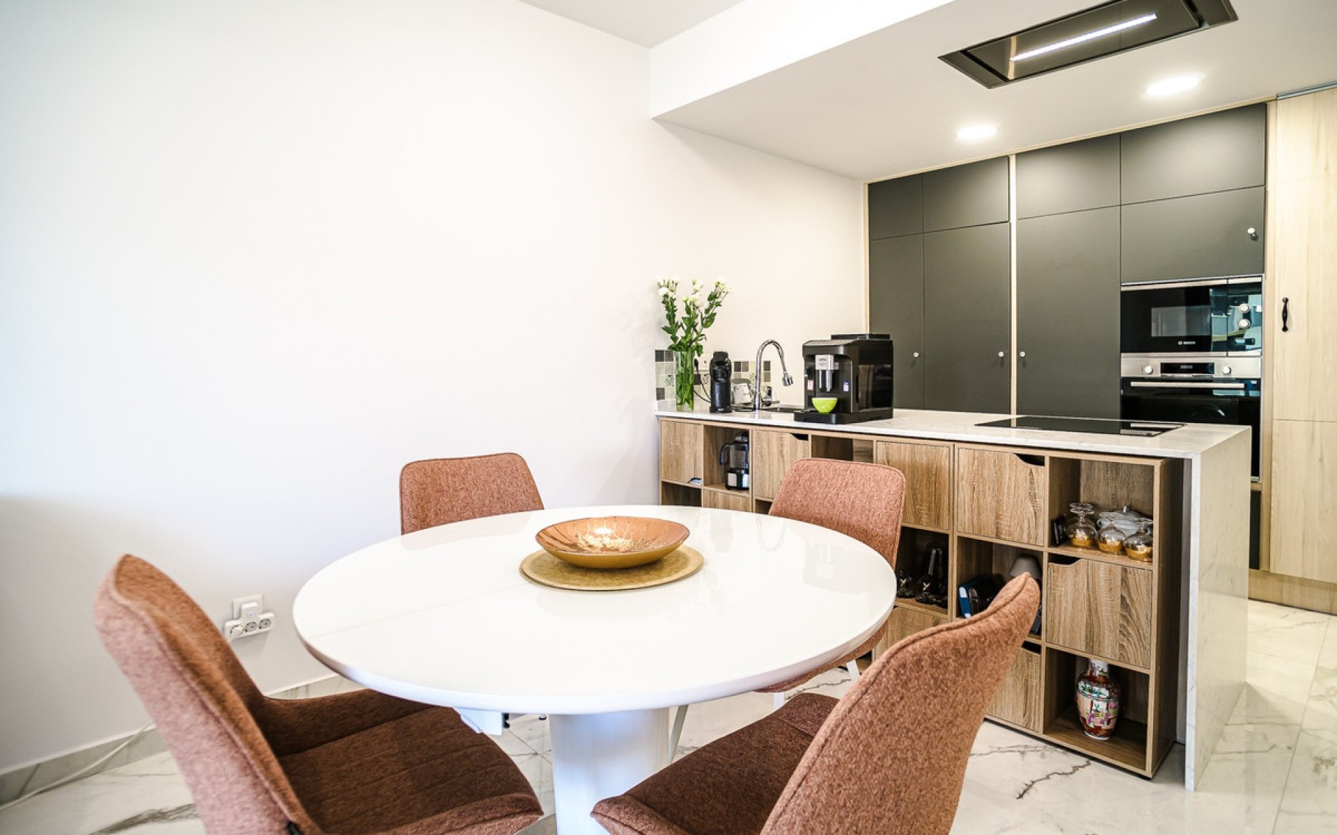 Resale - Apartment - Torrevieja - Torrevieja Centro