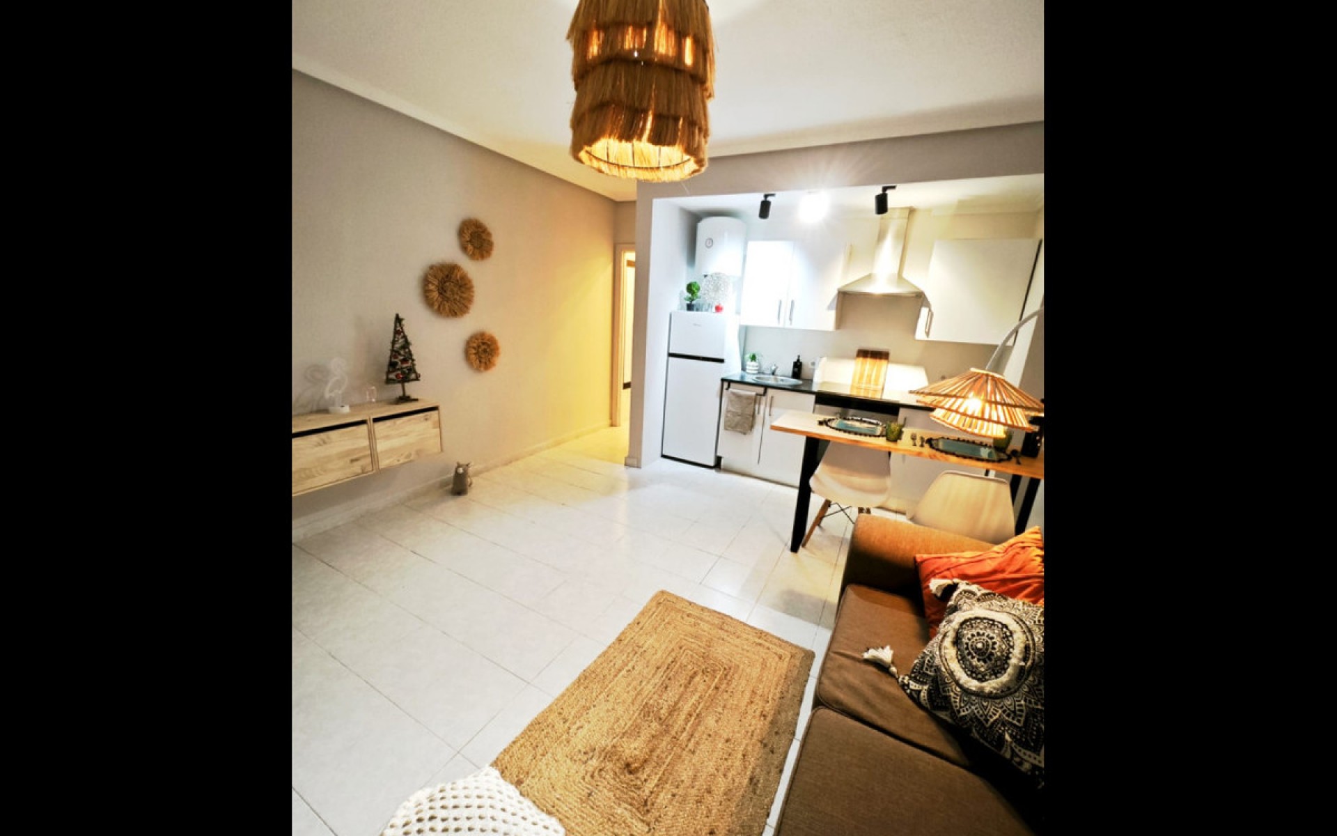 Resale - Apartment - Torrevieja - Torrevieja Centro
