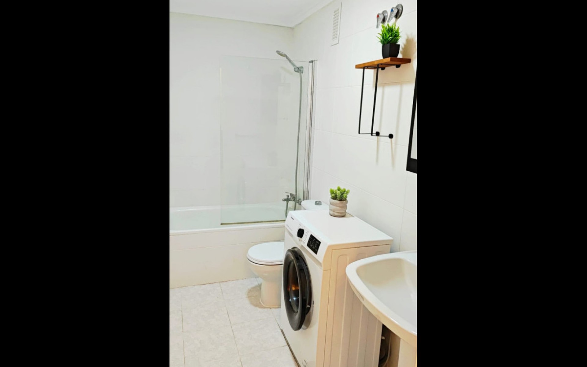 Resale - Apartment - Torrevieja - Torrevieja Centro