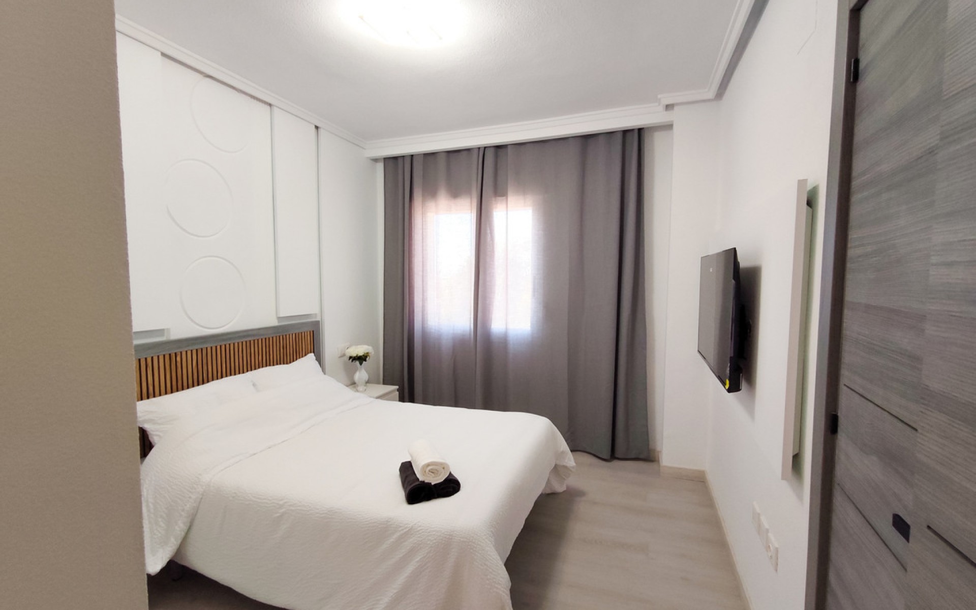 Resale - Apartment - Torrevieja - Torrevieja Centro
