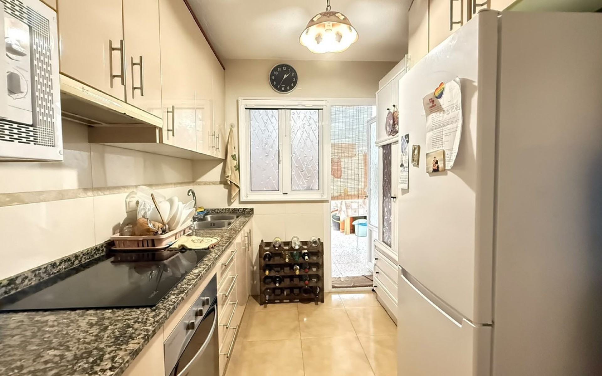 Resale - Apartment - Torrevieja - Torrevieja Centro
