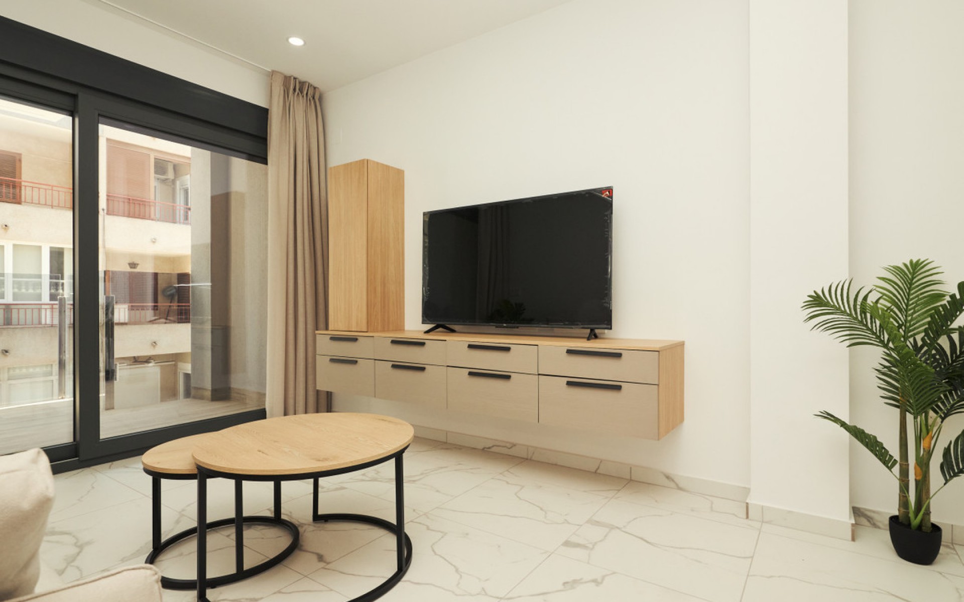 Resale - Apartment - Torrevieja - Torrevieja Centro