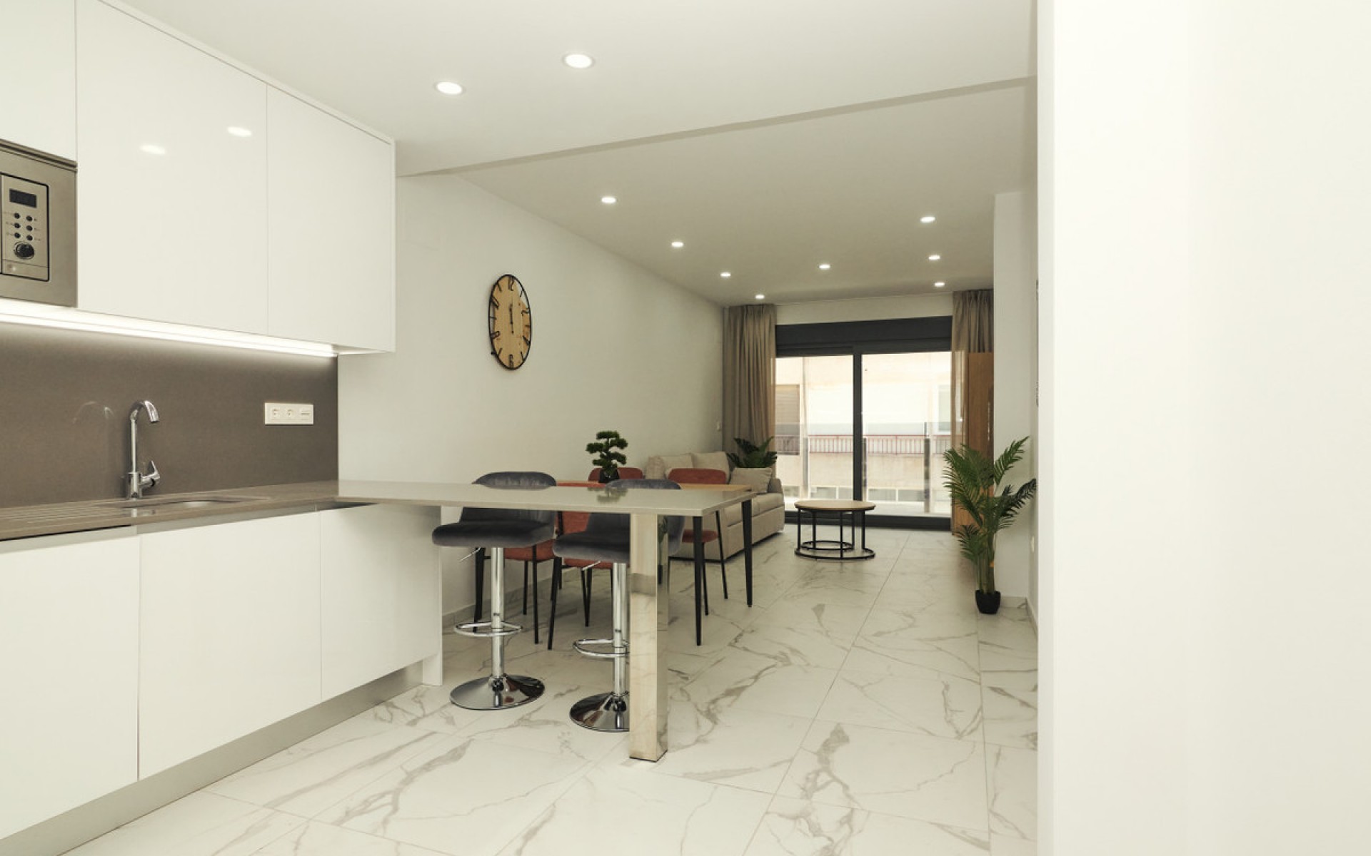 Resale - Apartment - Torrevieja - Torrevieja Centro