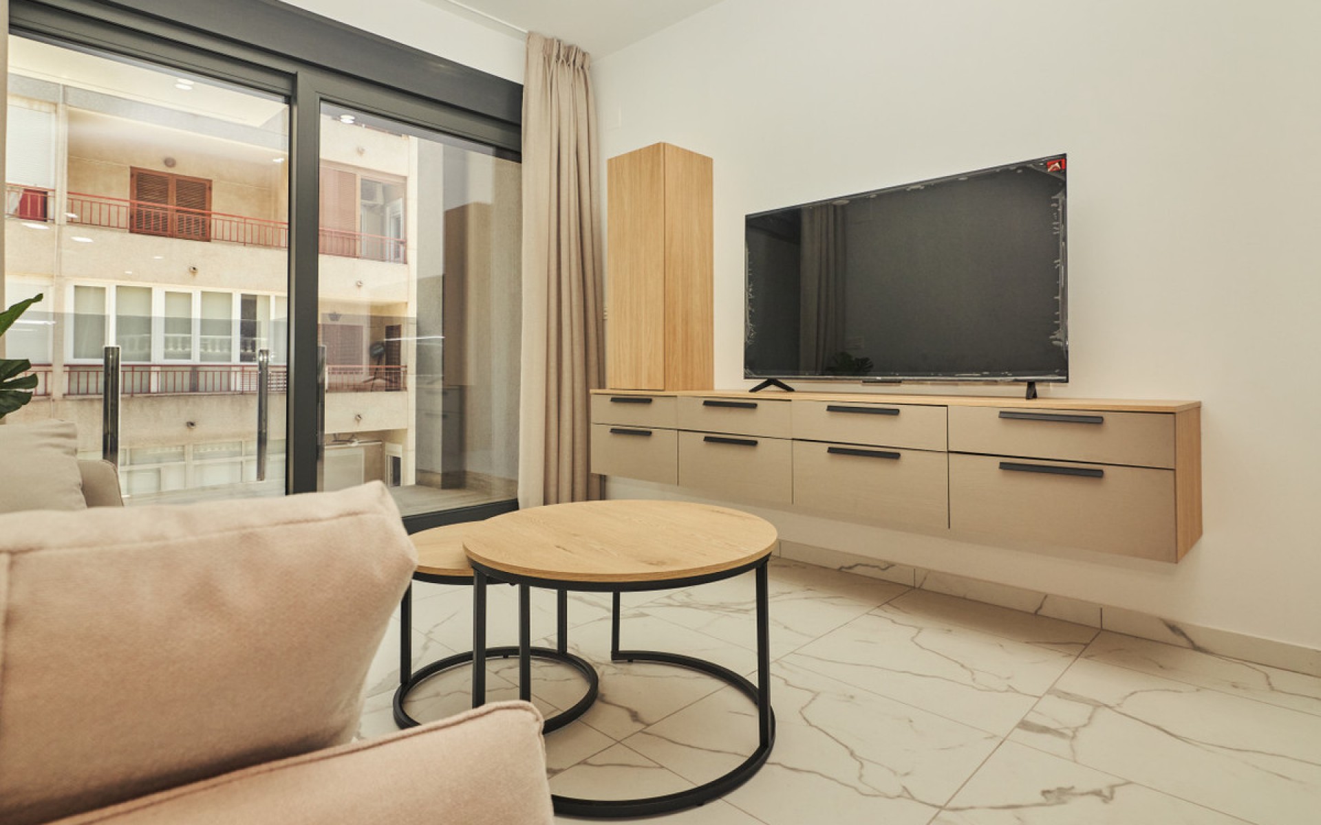 Resale - Apartment - Torrevieja - Torrevieja Centro