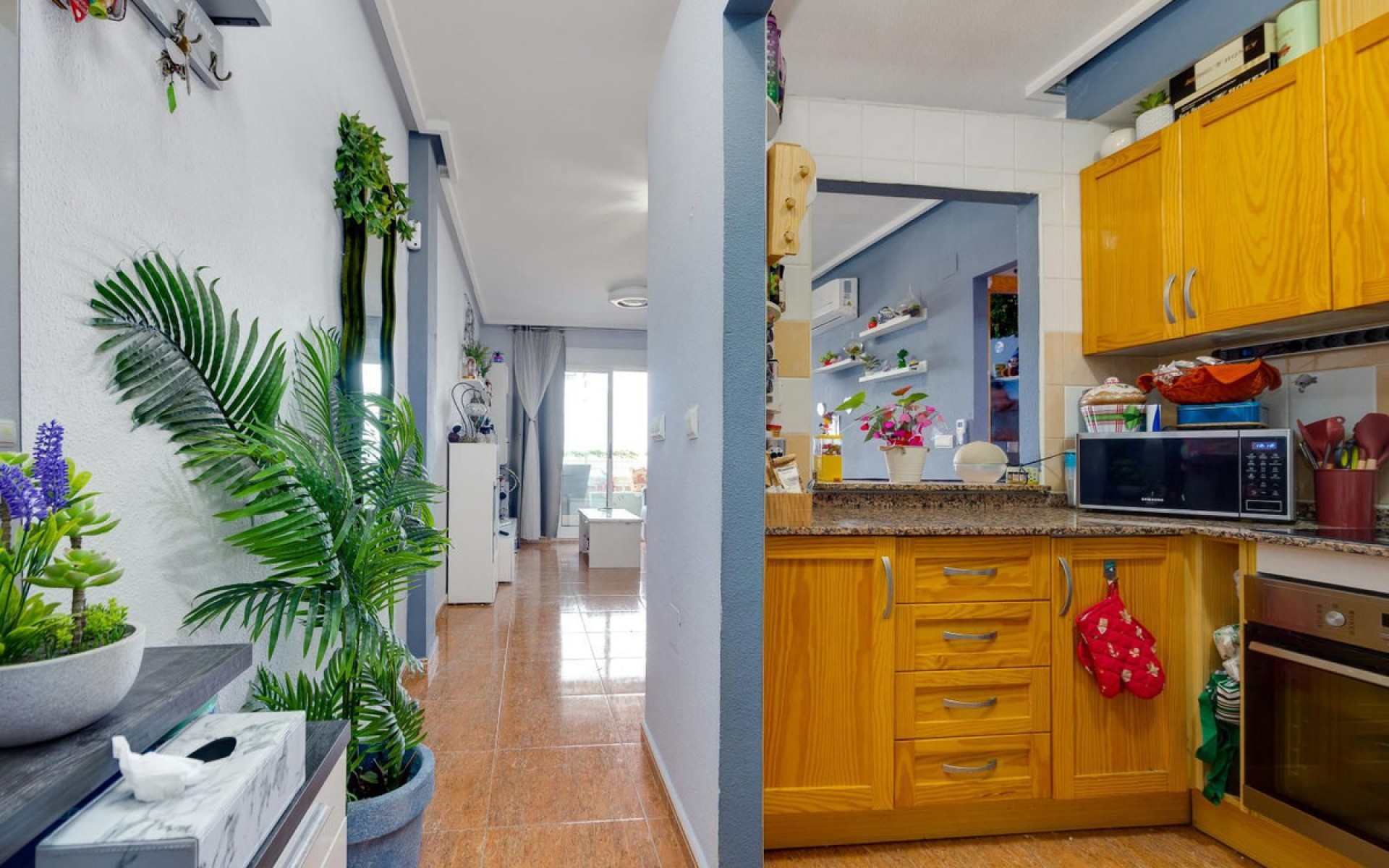Resale - Apartment - Torrevieja - Torrevieja Centro