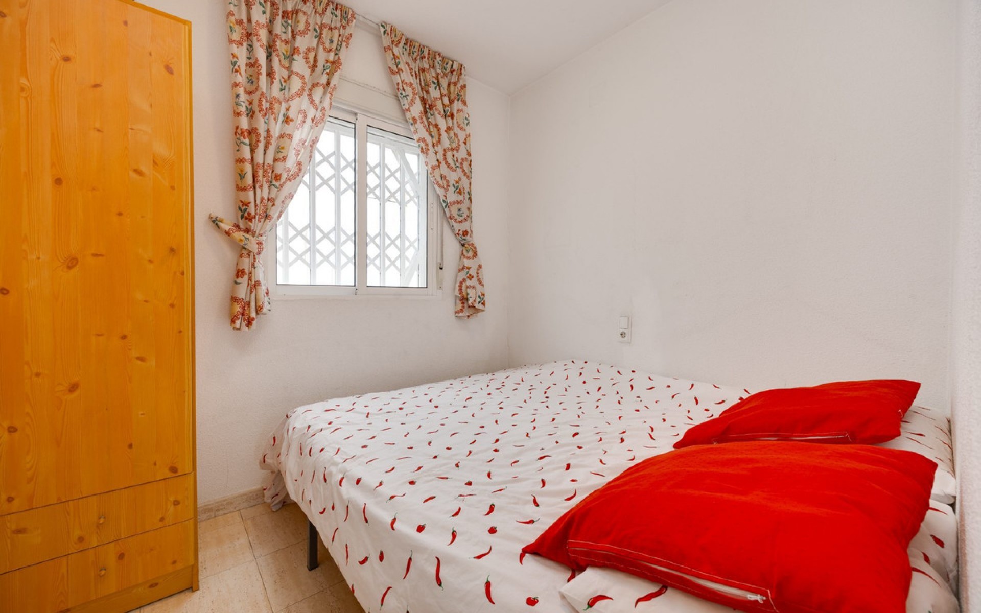 Resale - Apartment - Torrevieja - Torrevieja Centro