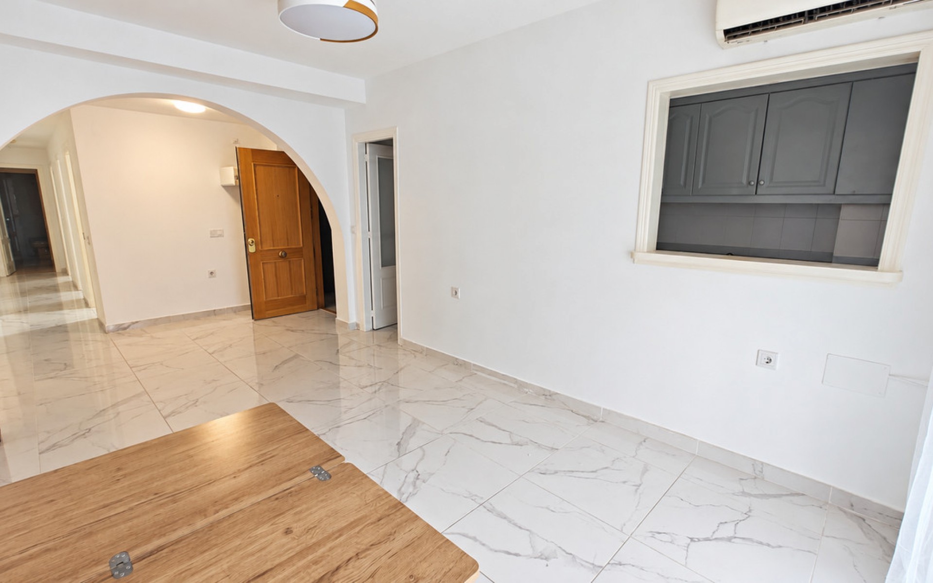 Resale - Apartment - Torrevieja - Torrevieja Centro