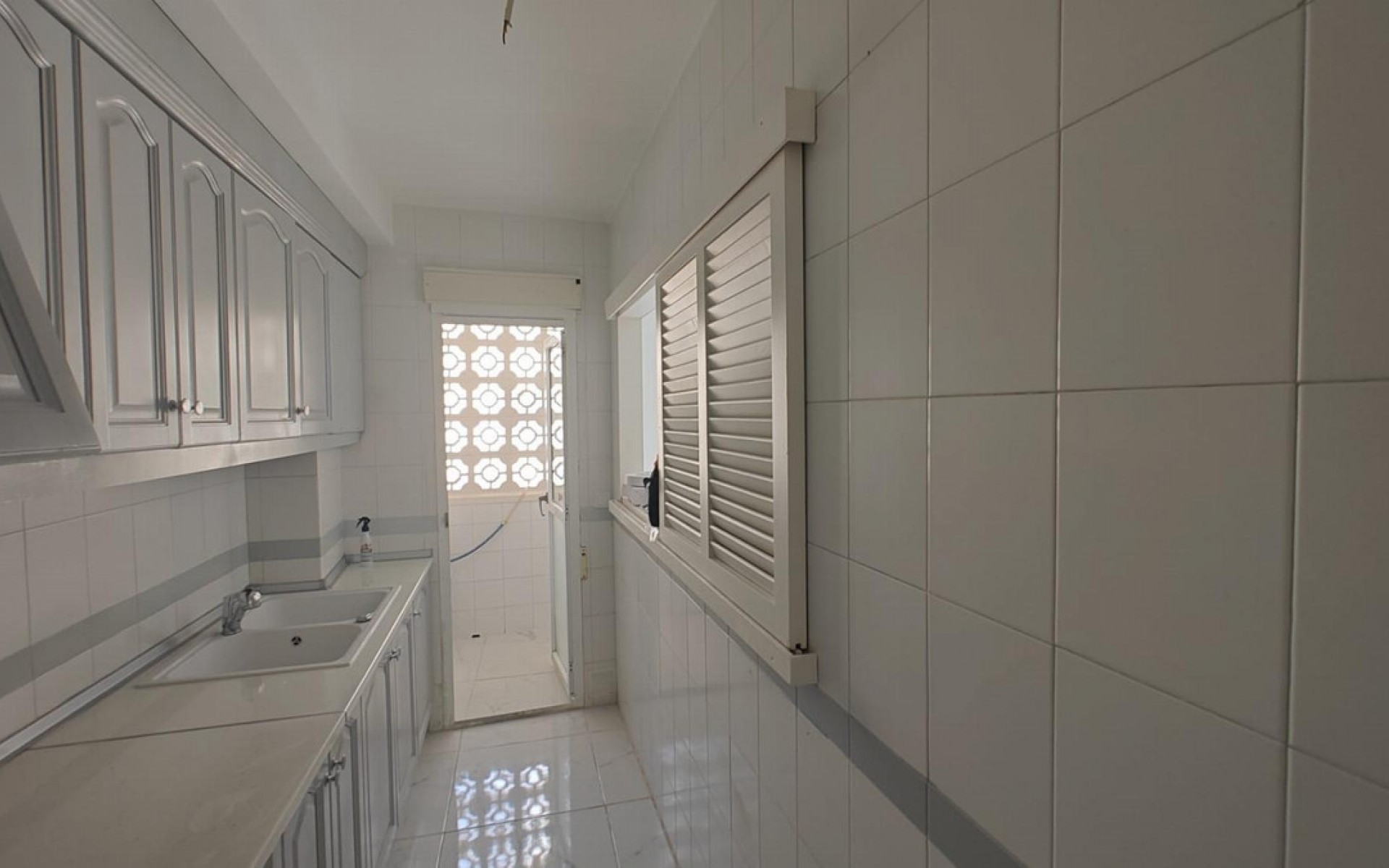 Resale - Apartment - Torrevieja - Torrevieja Centro