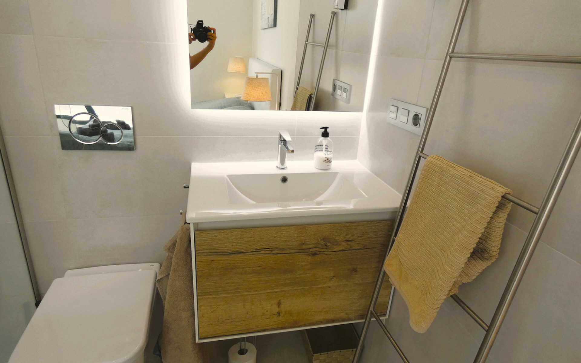 Resale - Apartment - Torrevieja - Torrevieja Centro