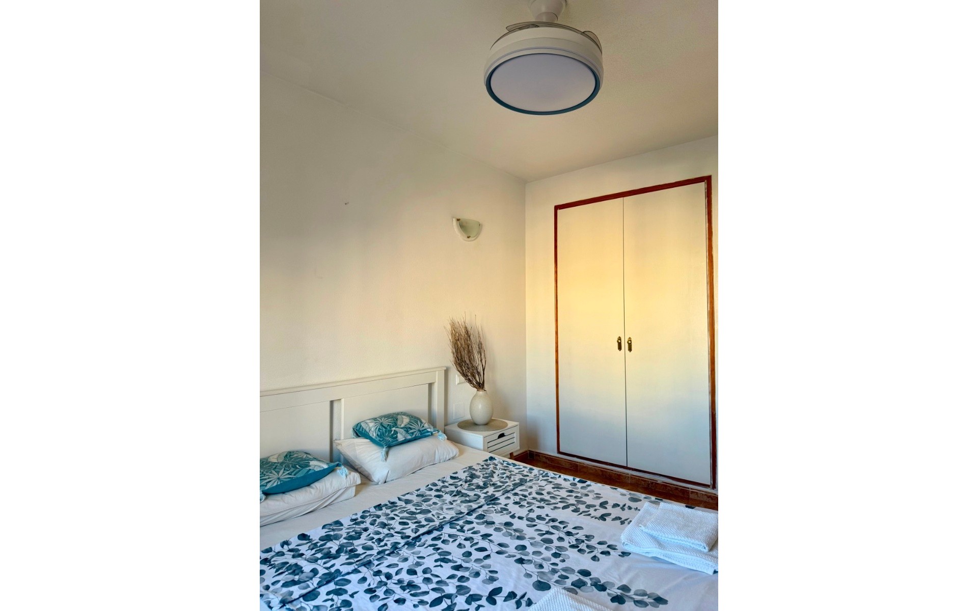 Resale - Apartment - Torrevieja - Torrevieja Centro