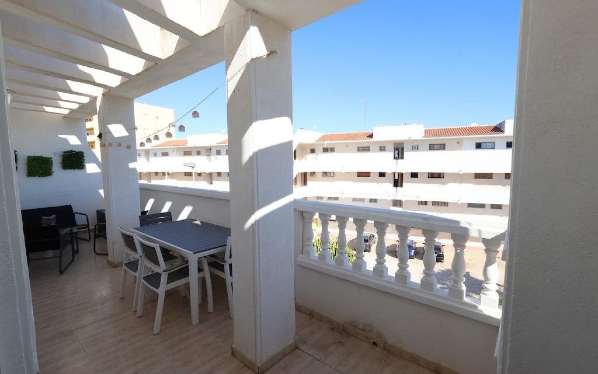 Resale - Apartment - Torrevieja - Torrevieja Centro