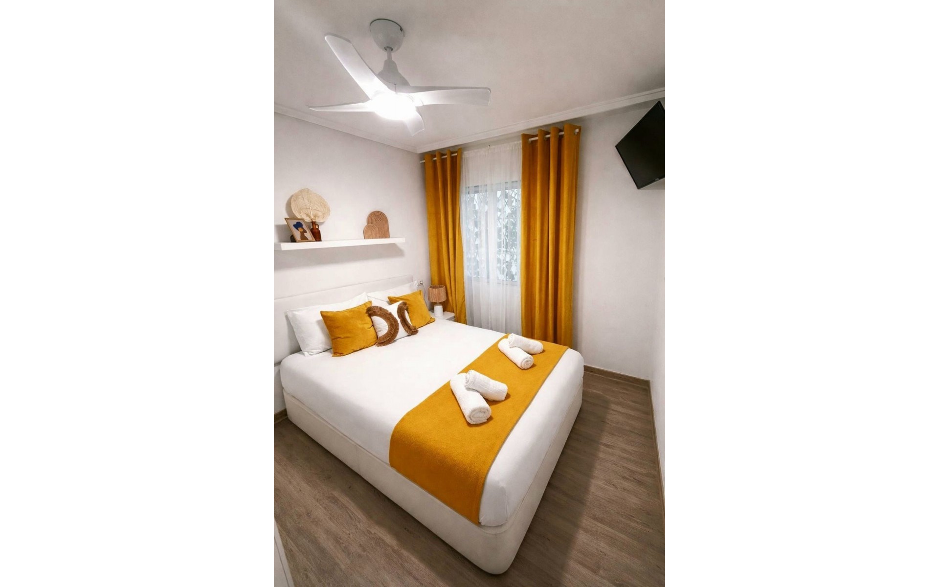 Resale - Apartment - Torrevieja - Torrevieja Centro