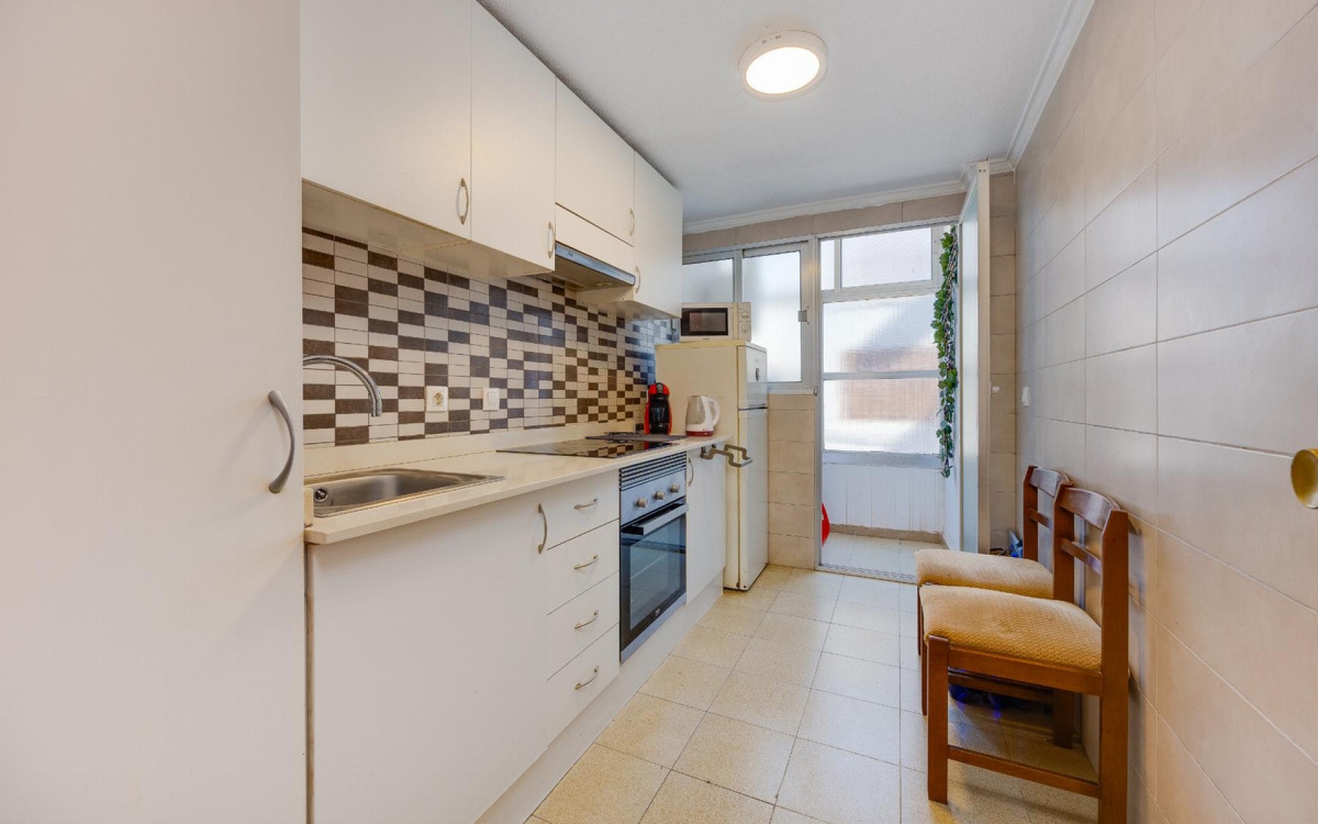 Resale - Apartment - Torrevieja - Torrevieja Centro