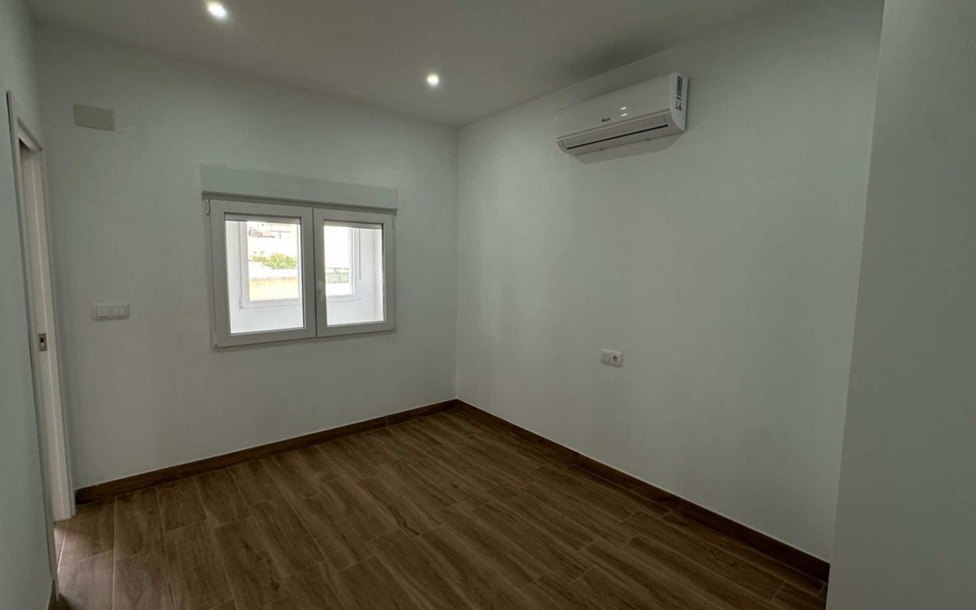 Resale - Apartment - Torrevieja - Torrevieja Centro