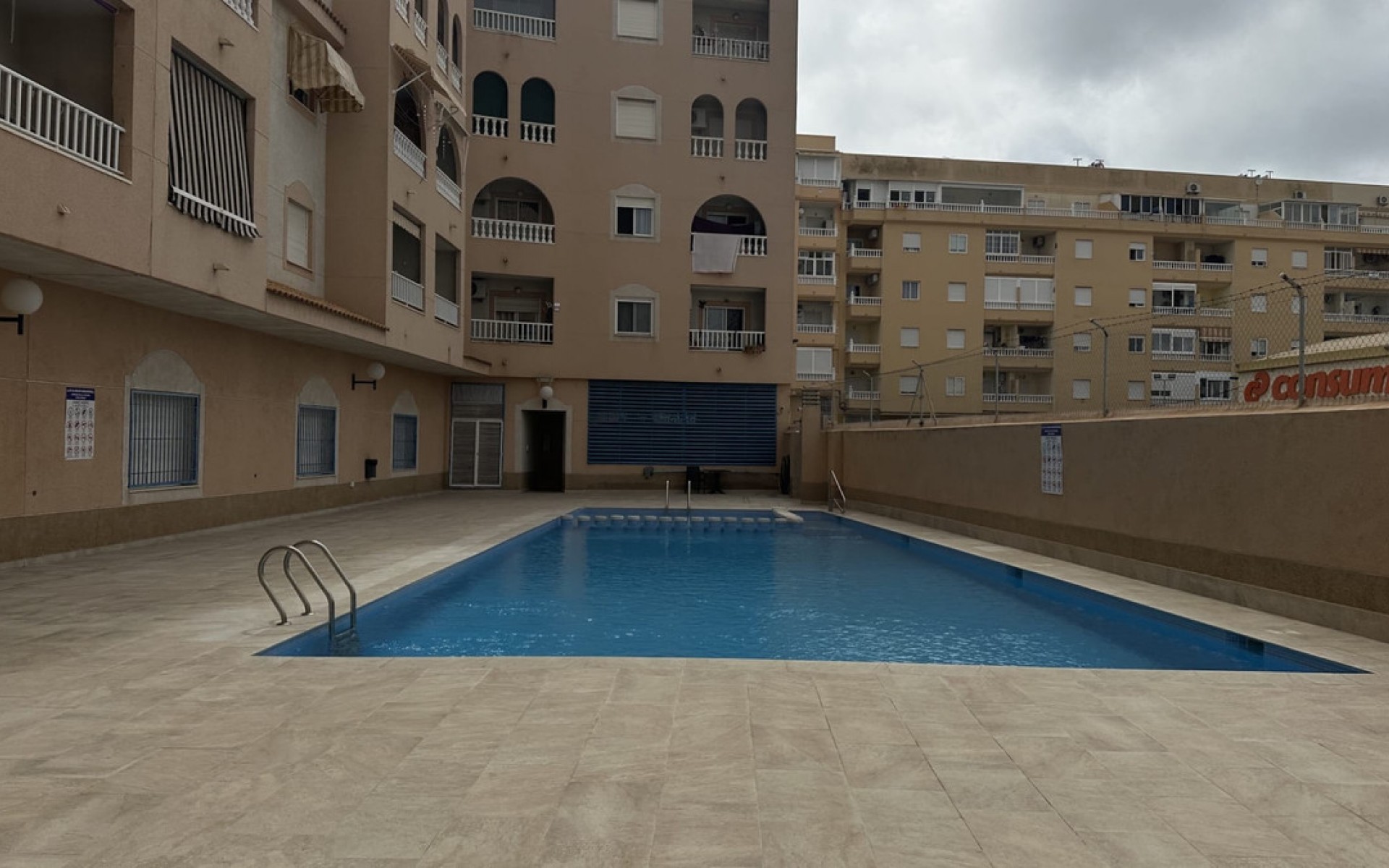 Resale - Apartment - Torrevieja - Torrevieja Centro